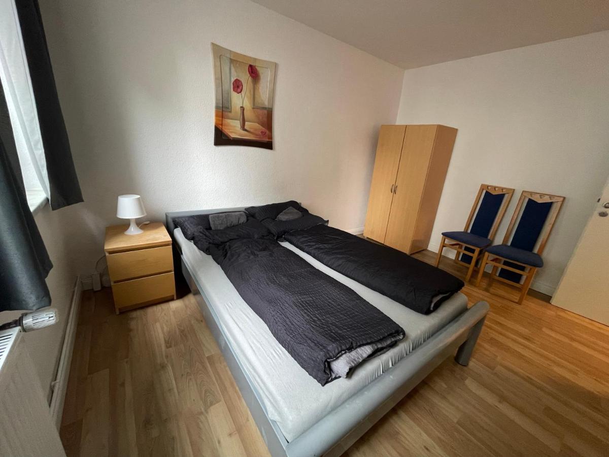 Homestay Schoenes Einfaches Zimmer Im Belebten Zentrum Wilhelmshaven